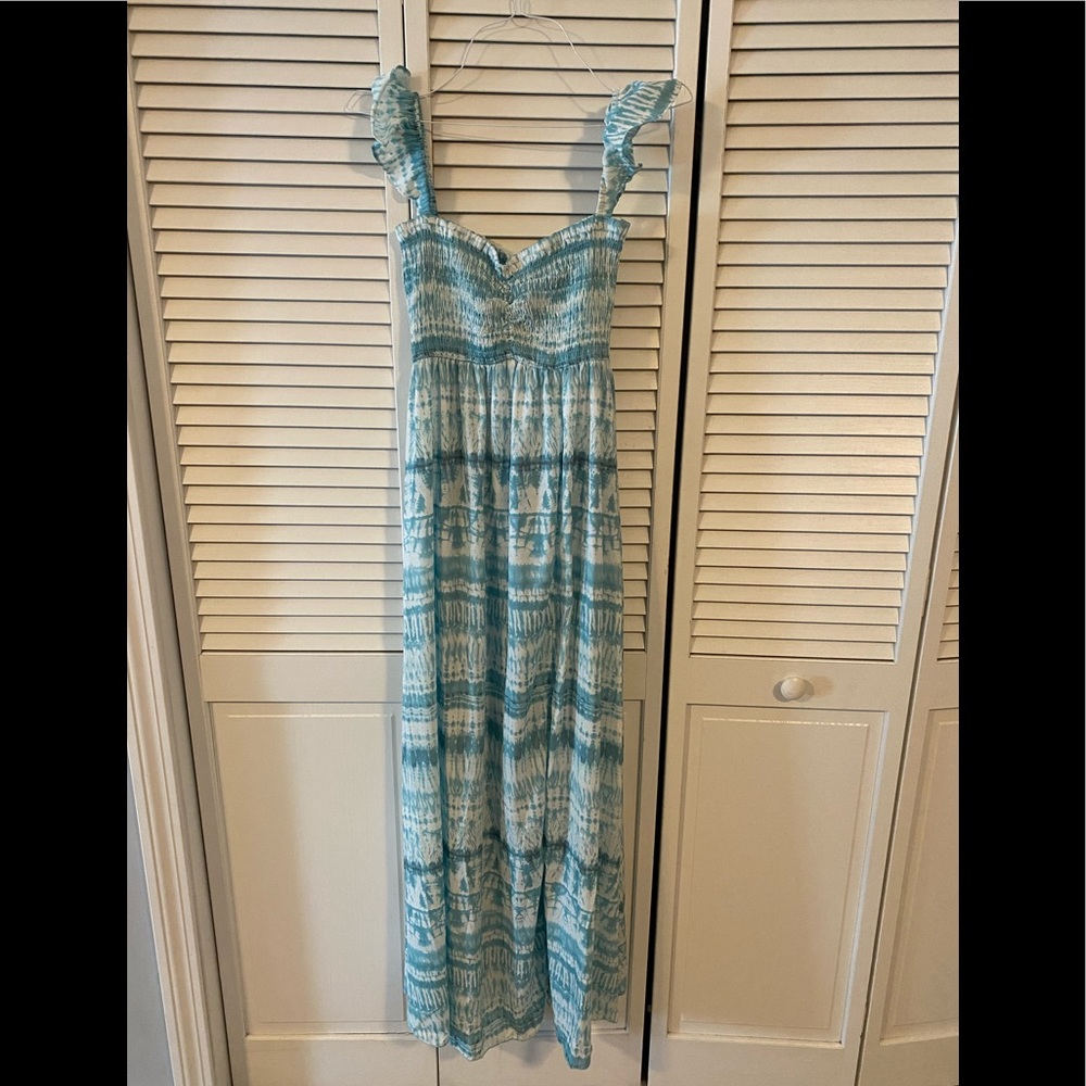 Tie dye ruffle sleeve maxi dress